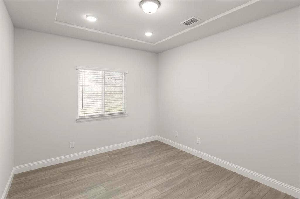 1033 Lovely Day Drive, Lavon, TX 75166 13_1033-lovely-day-lavon-tx-flex-room