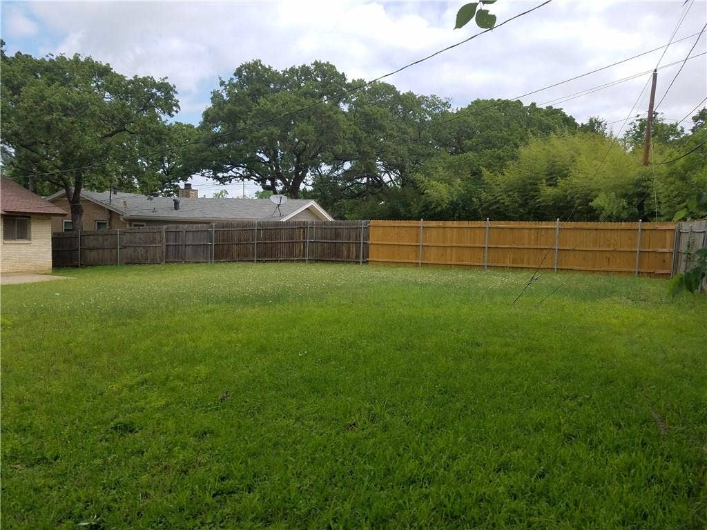 2724 BUFFALO Drive, Arlington, TX 76013