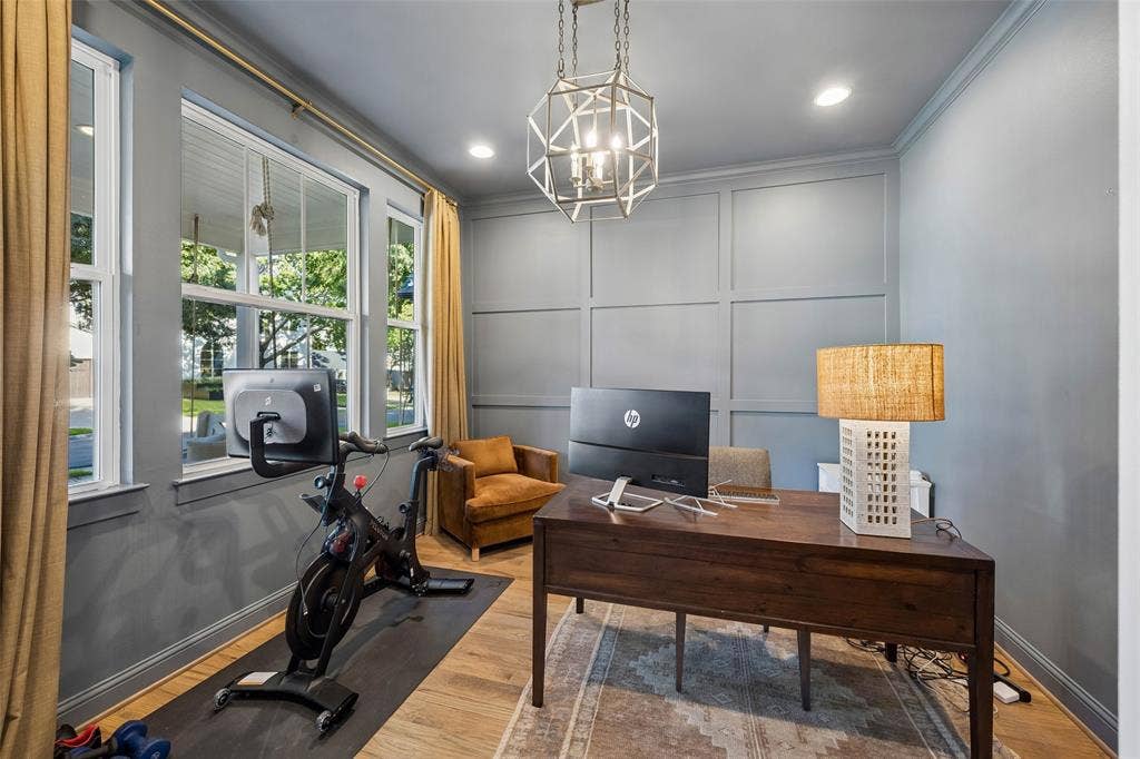 7318 Casa Loma Avenue, Dallas, TX 75214 Separate Office space with french doors for privacy. Located on the first floor.