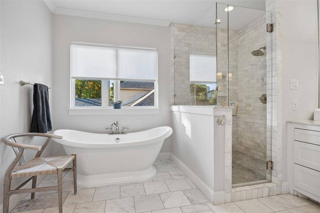 7318 Casa Loma Avenue, Dallas, TX 75214 Primary bathroom with separate soaking tub an walk in shower.