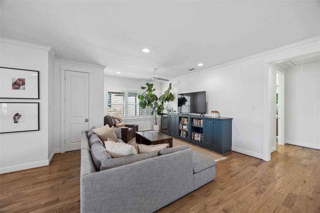 7318 Casa Loma Avenue, Dallas, TX 75214 Built in cabinet with beverage center.