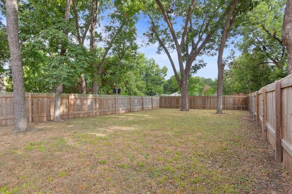 1212 Spring Street, Waco, TX 76704 1212 Spring Street, Waco, TX 76704