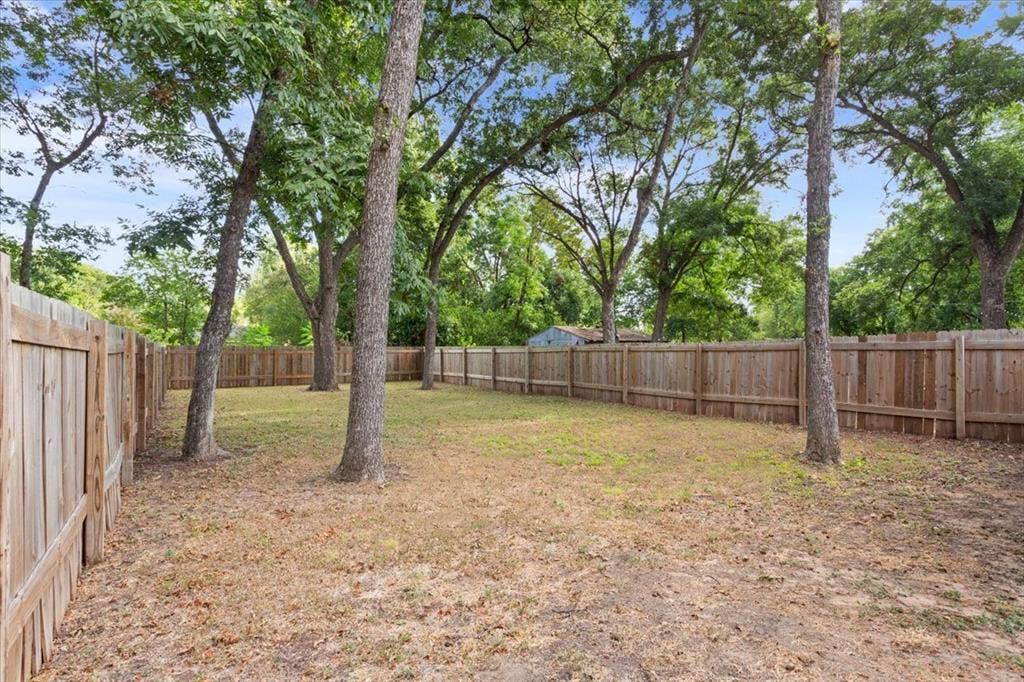 1212 Spring Street, Waco, TX 76704 1212 Spring Street, Waco, TX 76704