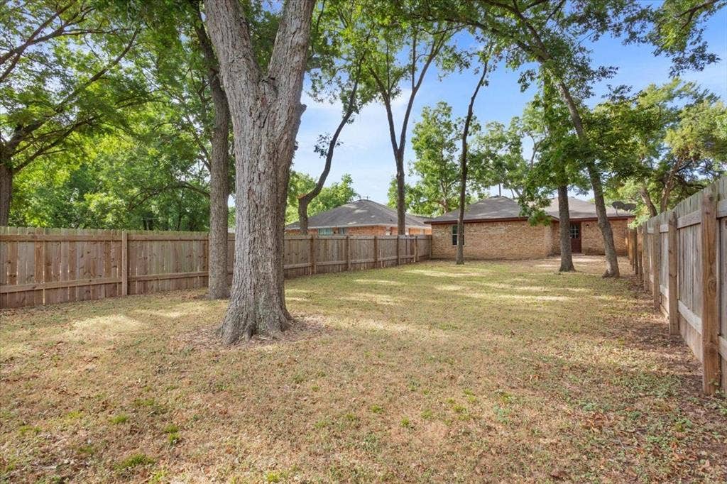 1212 Spring Street, Waco, TX 76704 1212 Spring Street, Waco, TX 76704
