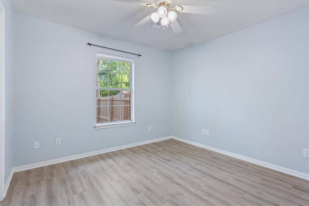 1212 Spring Street, Waco, TX 76704 1212 Spring Street, Waco, TX 76704