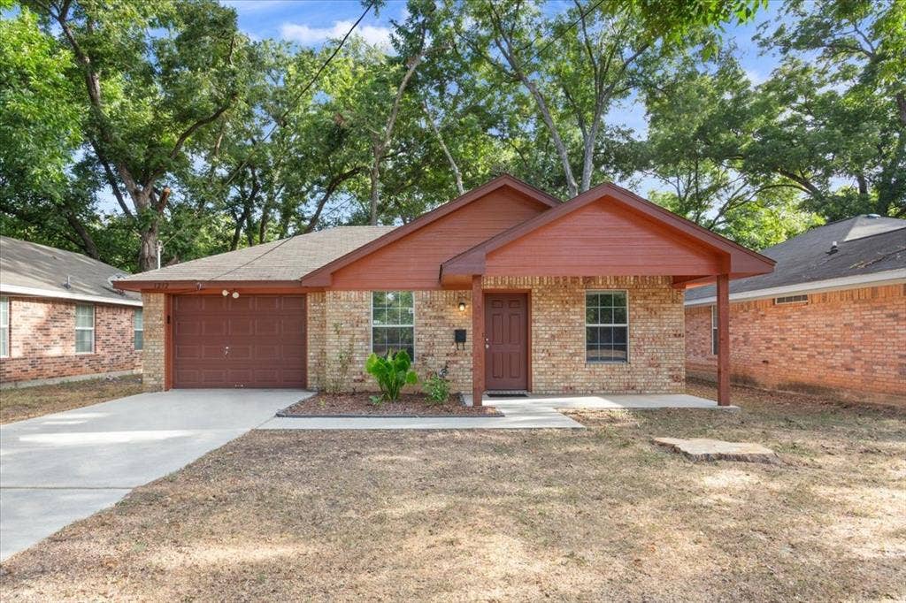 1212 Spring Street, Waco, TX 76704 1212 Spring Street, Waco, TX 76704