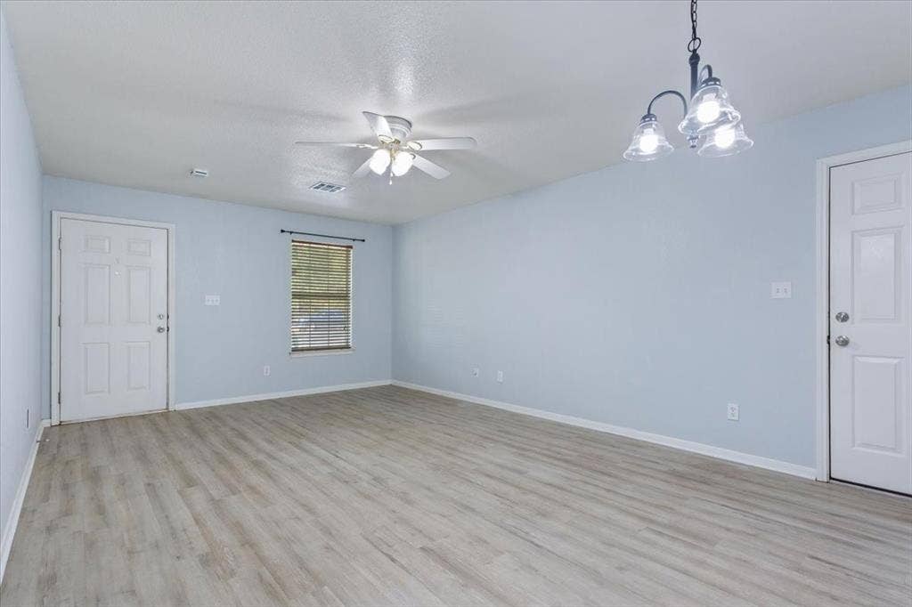 1212 Spring Street, Waco, TX 76704 1212 Spring Street, Waco, TX 76704