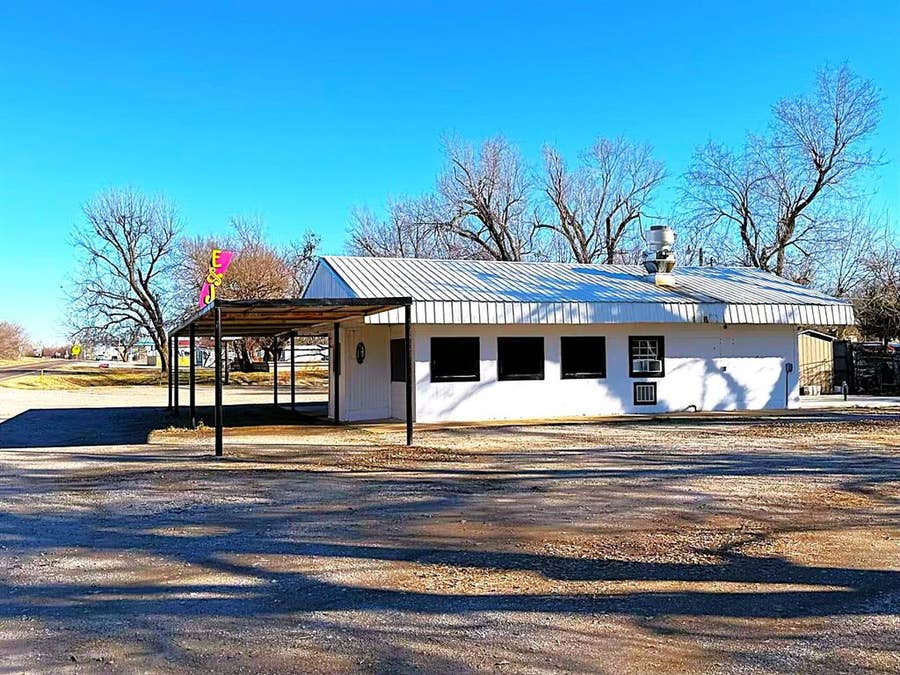 Property photo for 416 Apache Trail Road, No City, OK