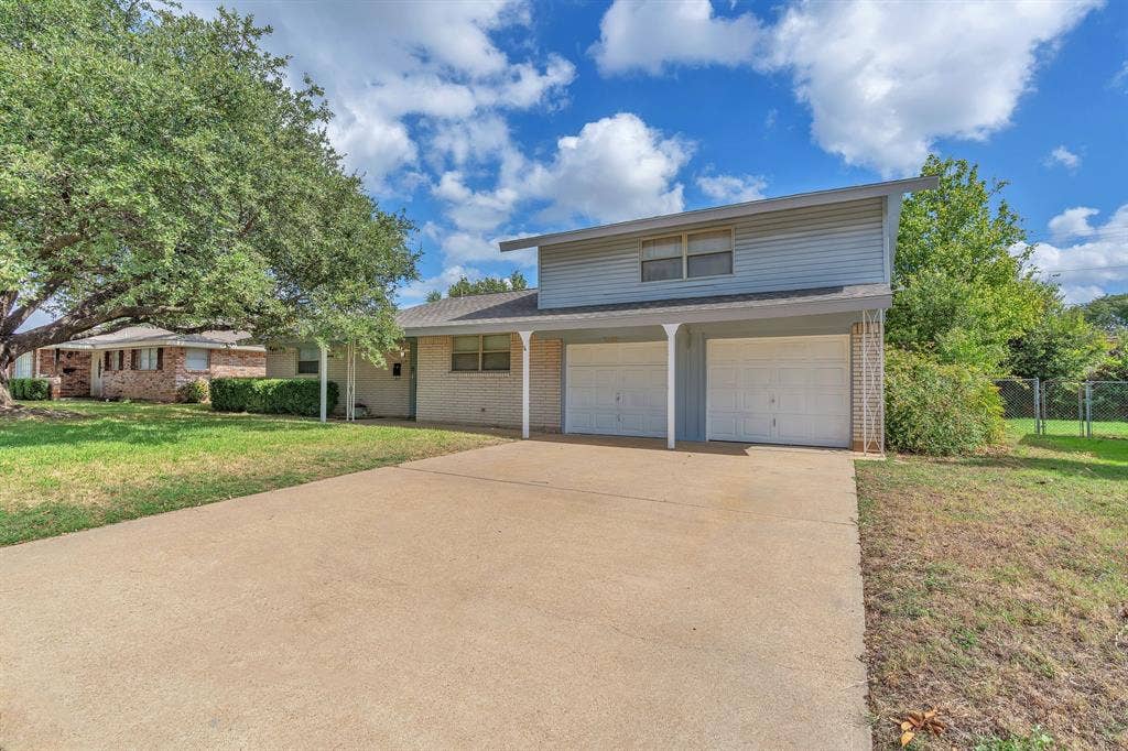 5629 Woodway, Fort Worth, TX 76133 5629 Woodway, Fort Worth, TX 76133