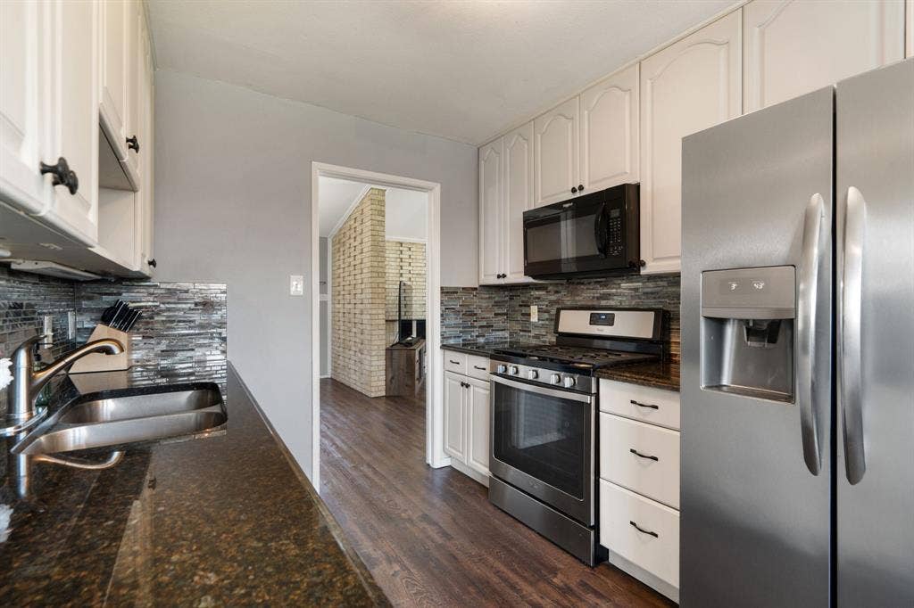 3244 High Brook Drive, Dallas, TX 75234 3244 High Brook Drive, Dallas, TX 75234