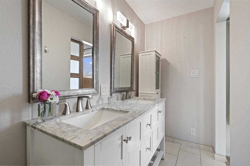 3244 High Brook Drive, Dallas, TX 75234 3244 High Brook Drive, Dallas, TX 75234