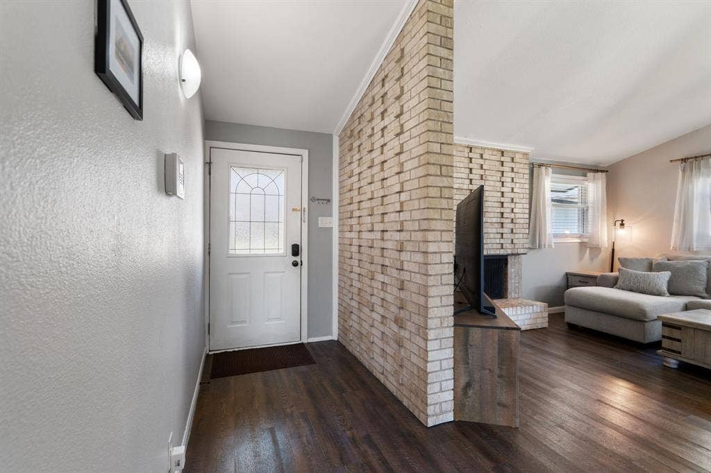 3244 High Brook Drive, Dallas, TX 75234 3244 High Brook Drive, Dallas, TX 75234