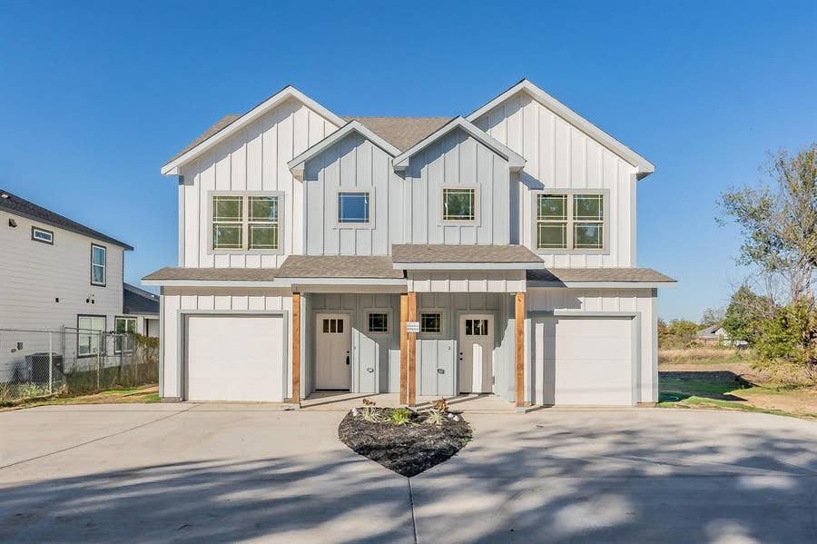 Property photo for 1228 Elva Warren Street, Fort Worth, TX