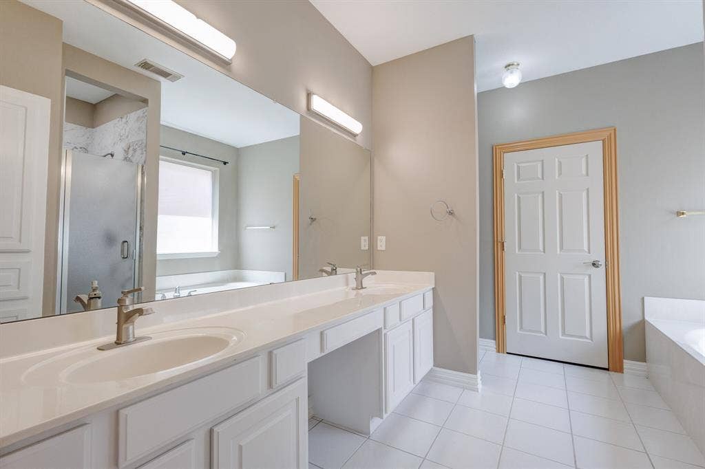 18722 Riverstone Court, Dallas, TX 75252
