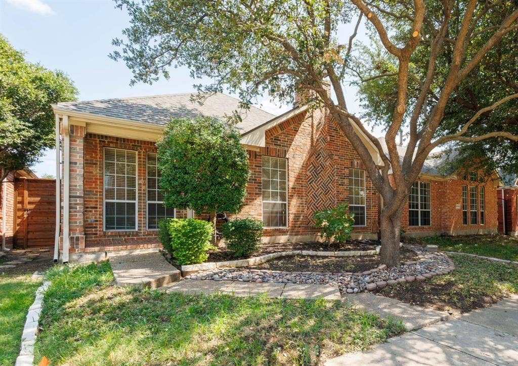 18722 Riverstone Court, Dallas, TX 75252