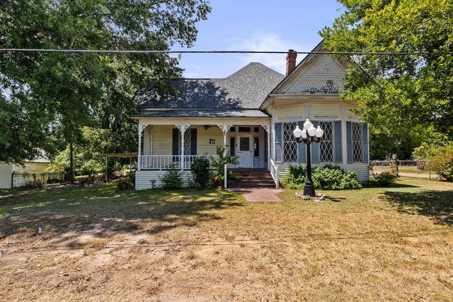 Property photo for 411 ELLIS, Hughes Springs, TX