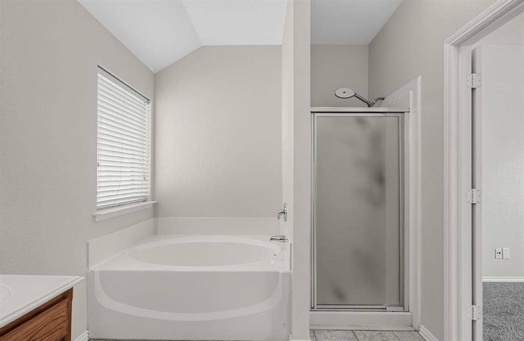 1655 Wildflower Drive, Waxahachie, TX 75165
