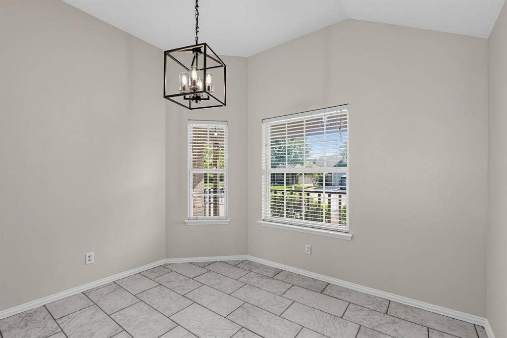 1655 Wildflower Drive, Waxahachie, TX 75165