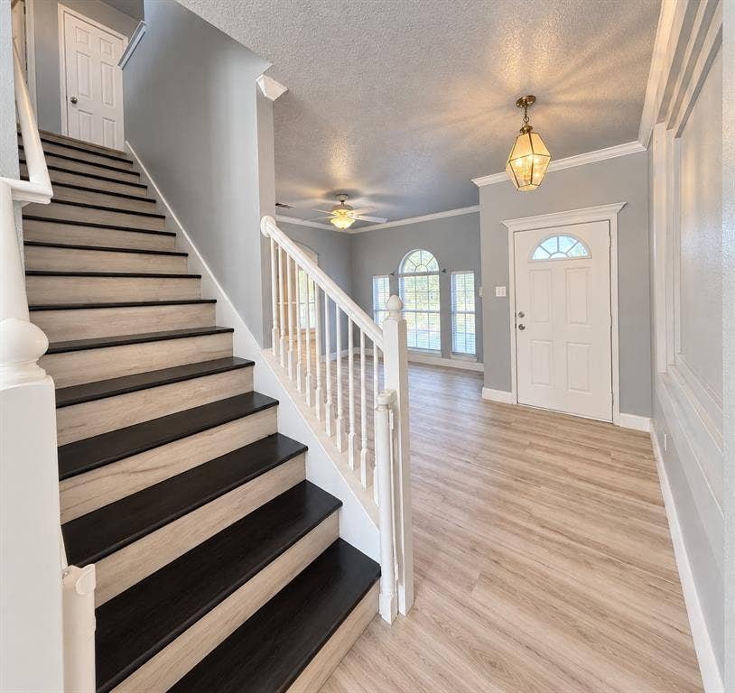 5709 Parkwood Trail, Haltom City, TX 76137 5709 Parkwood Trail, Haltom City, TX 76137