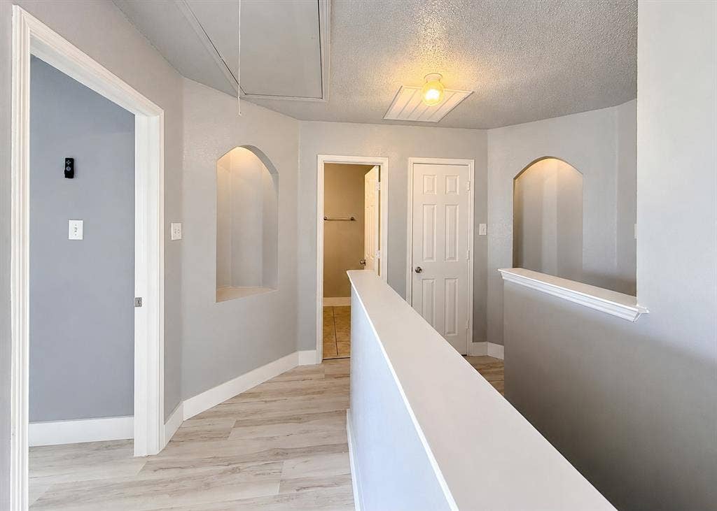 5709 Parkwood Trail, Haltom City, TX 76137 5709 Parkwood Trail, Haltom City, TX 76137