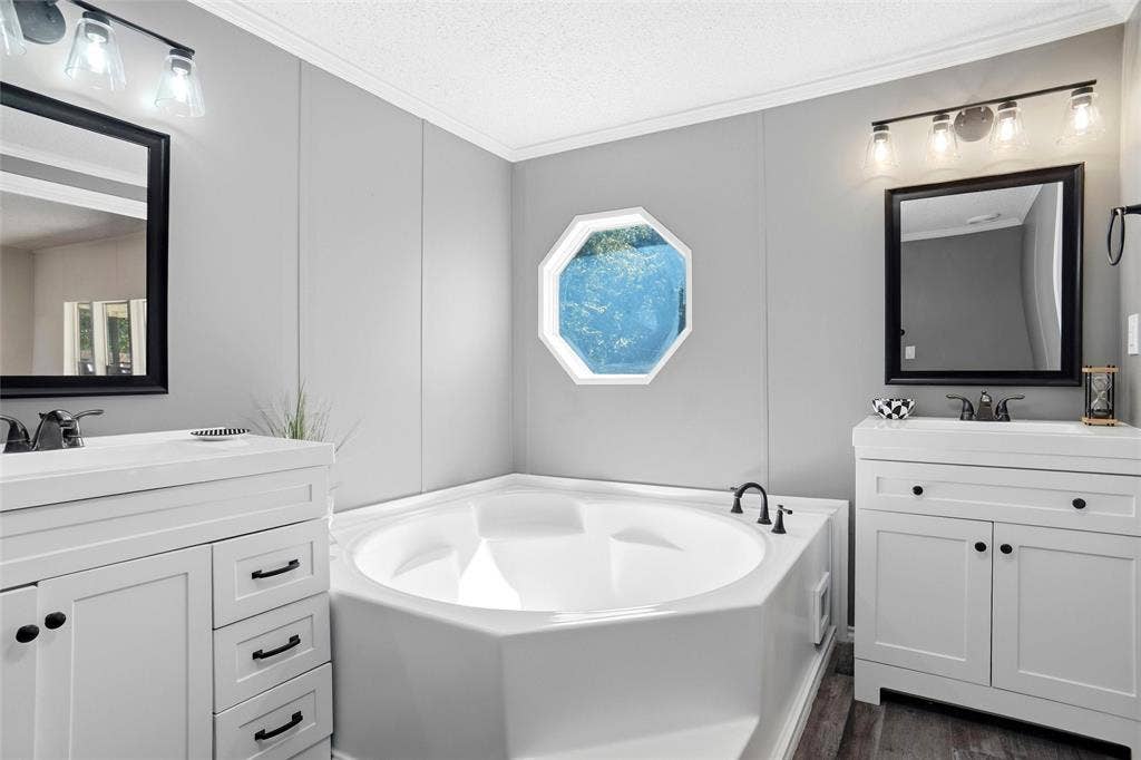 276 Wonder Drive, Springtown, TX 76082 Master Bathroom