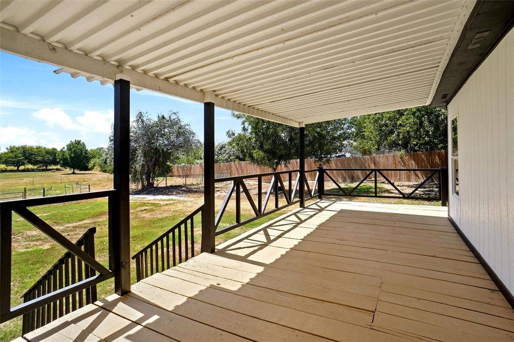 276 Wonder Drive, Springtown, TX 76082 Back Porch