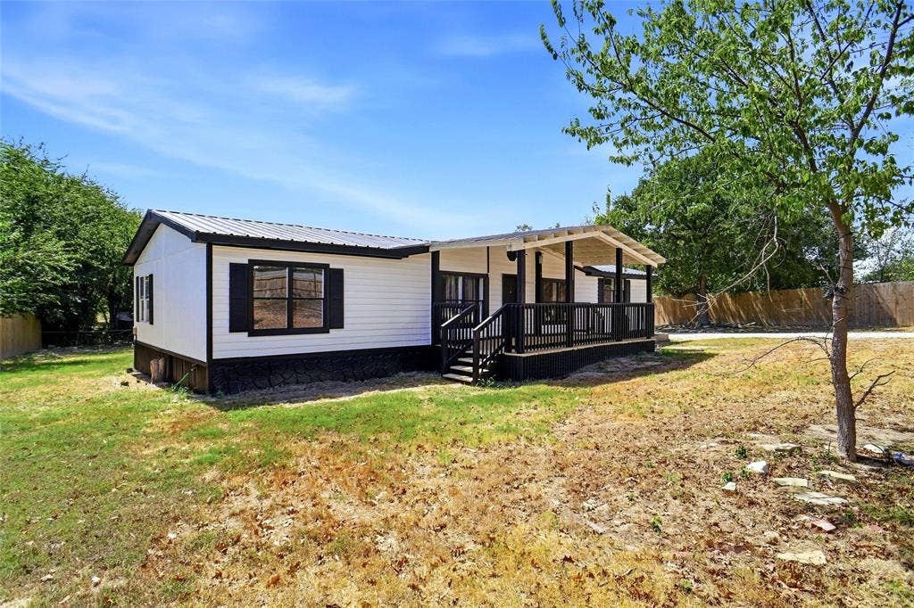 276 Wonder Drive, Springtown, TX 76082 Getting Coser