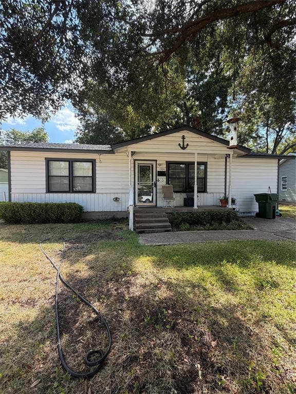 1324 Dale Drive, Garland, TX 75041 1324 Dale Drive, Garland, TX 75041