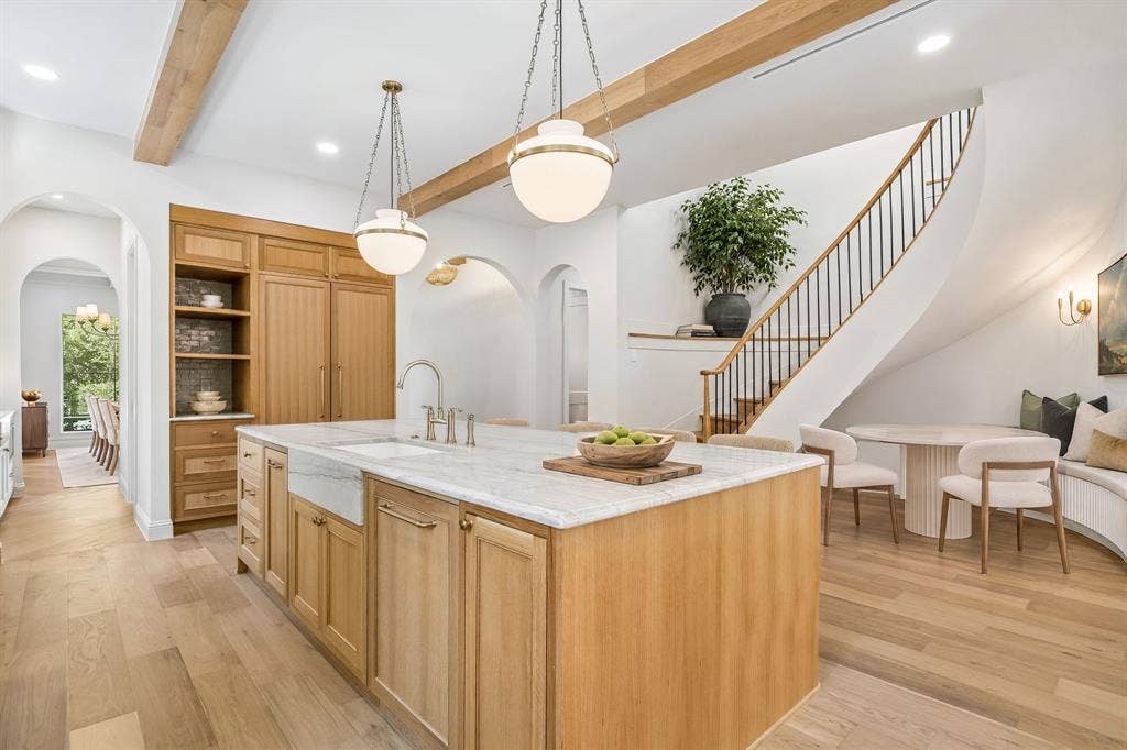 6250 Palo Pinto Avenue, Dallas, TX 75214 6250 Palo Pinto Avenue, Dallas, TX 75214