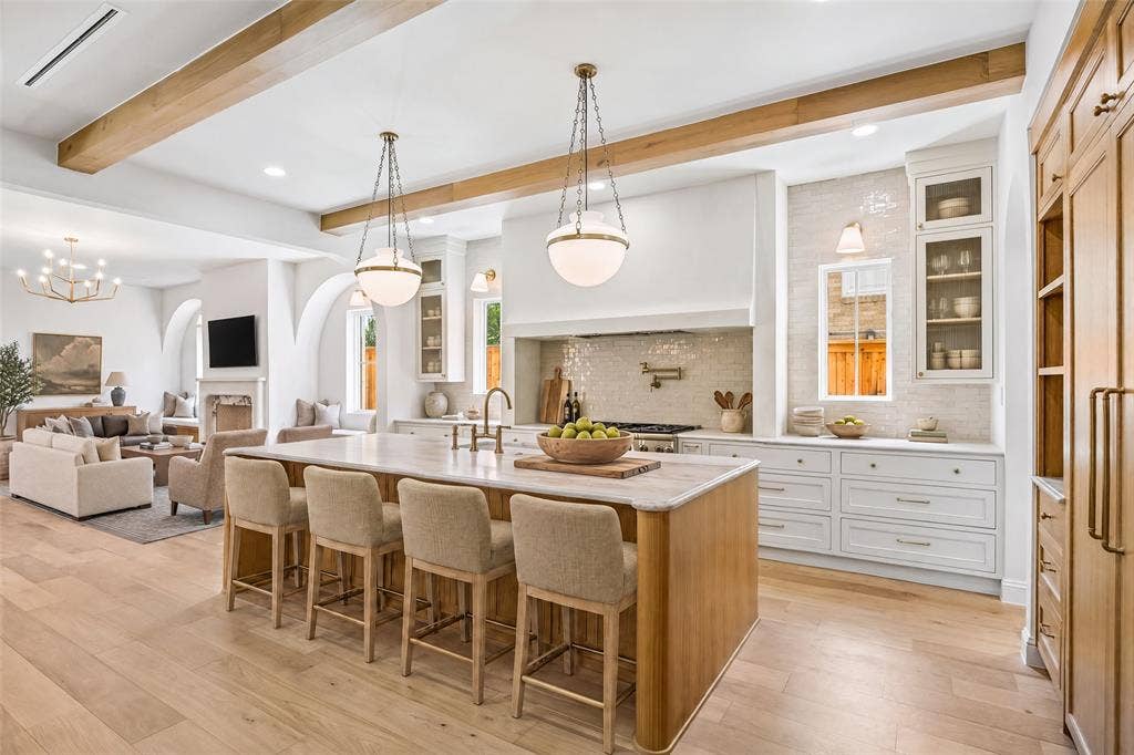 6250 Palo Pinto Avenue, Dallas, TX 75214 6250 Palo Pinto Avenue, Dallas, TX 75214
