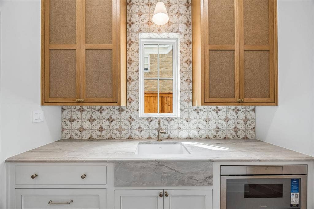 6250 Palo Pinto Avenue, Dallas, TX 75214 6250 Palo Pinto Avenue, Dallas, TX 75214