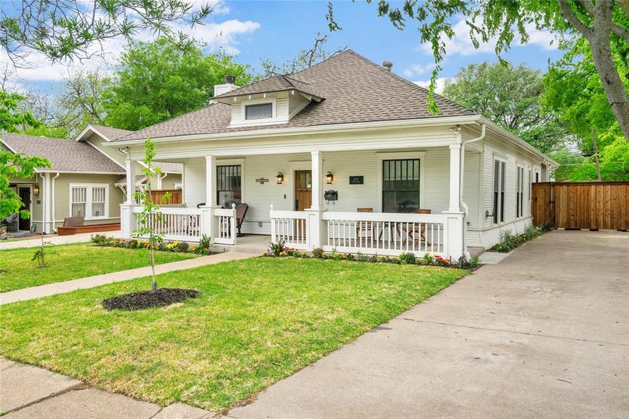 Property photo for 5727 Victor Street, Dallas, TX