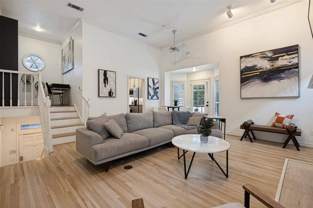 4231 Holland Avenue, #A, Dallas, TX 75219 4231 Holland Avenue, #A, Dallas, TX 75219