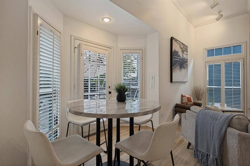4231 Holland Avenue, #A, Dallas, TX 75219 4231 Holland Avenue, #A, Dallas, TX 75219