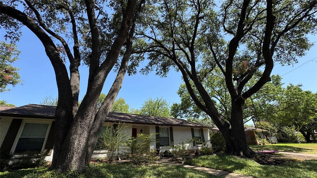 3543 Warick Drive, Dallas, TX 75229