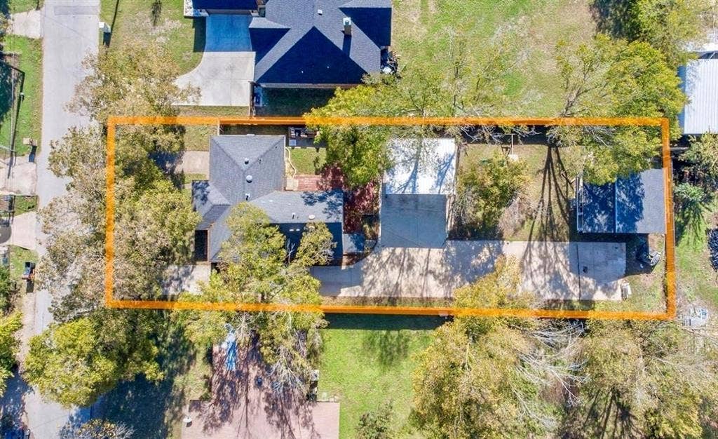1111 Ervin Lane, Mesquite, TX 75149 1111 Ervin Lane, Mesquite, TX 75149