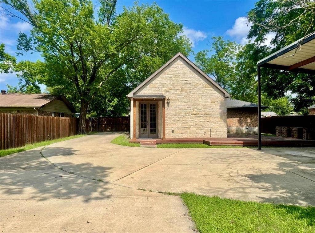 1111 Ervin Lane, Mesquite, TX 75149 1111 Ervin Lane, Mesquite, TX 75149