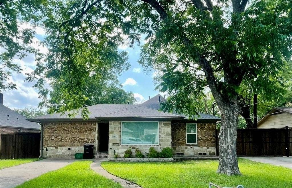 1111 Ervin Lane, Mesquite, TX 75149 1111 Ervin Lane, Mesquite, TX 75149