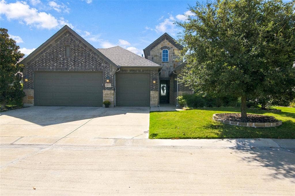 9717 Arkose Drive, Denton, TX 76207 9717 Arkose Drive, Denton, TX 76207