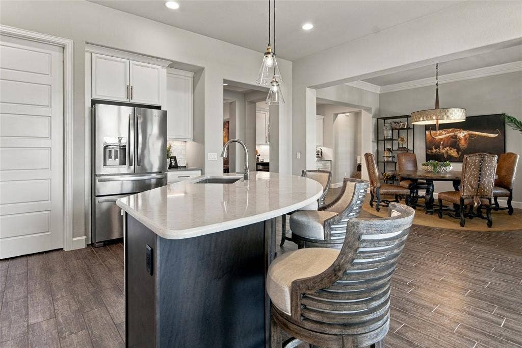 9717 Arkose Drive, Denton, TX 76207 9717 Arkose Drive, Denton, TX 76207