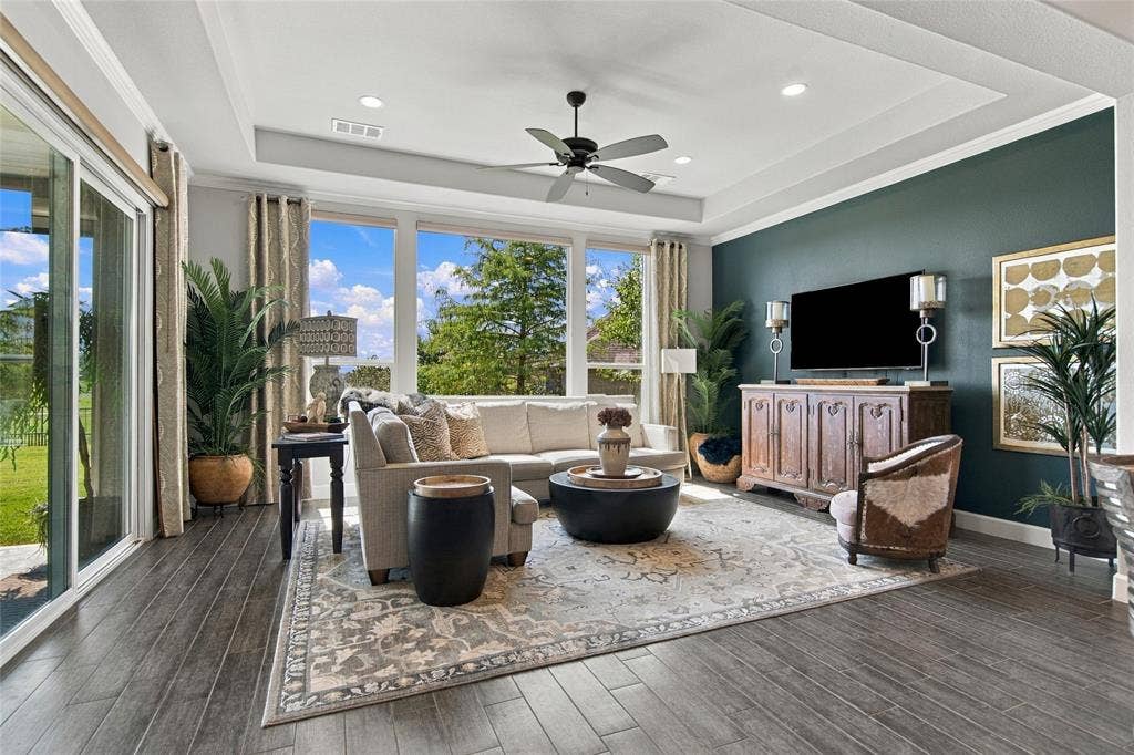 9717 Arkose Drive, Denton, TX 76207 9717 Arkose Drive, Denton, TX 76207