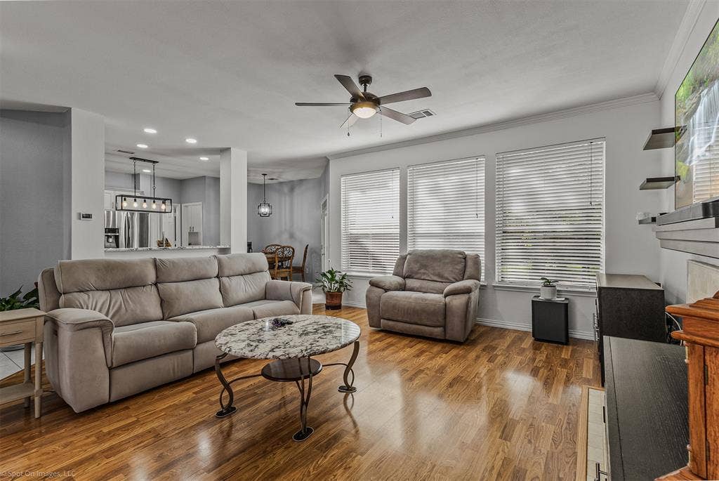 716 Waterwood Lane, Mesquite, TX 75181