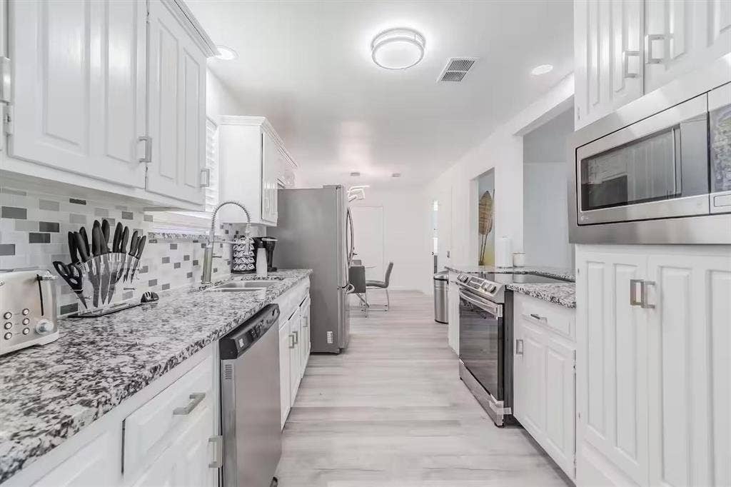 2901 Las Palmas Lane, Plano, TX 75075