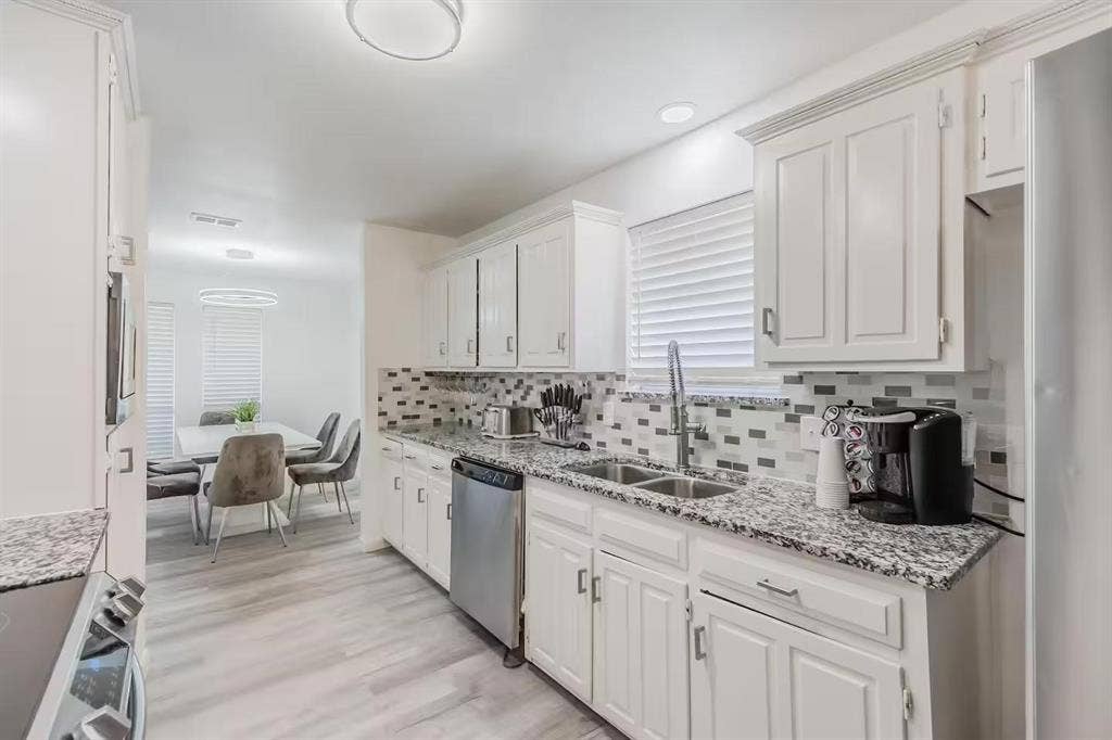 2901 Las Palmas Lane, Plano, TX 75075