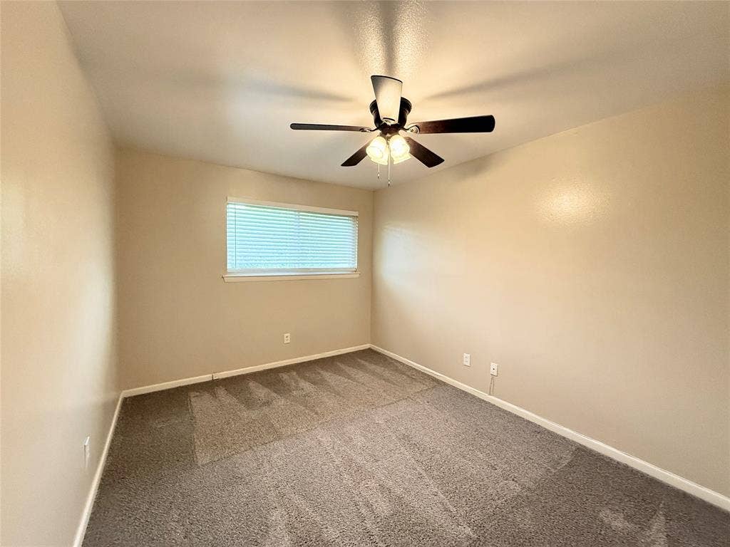 10450 E Northwest Highway, Dallas, TX 75238