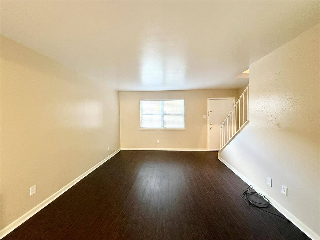 10450 E Northwest Highway, Dallas, TX 75238