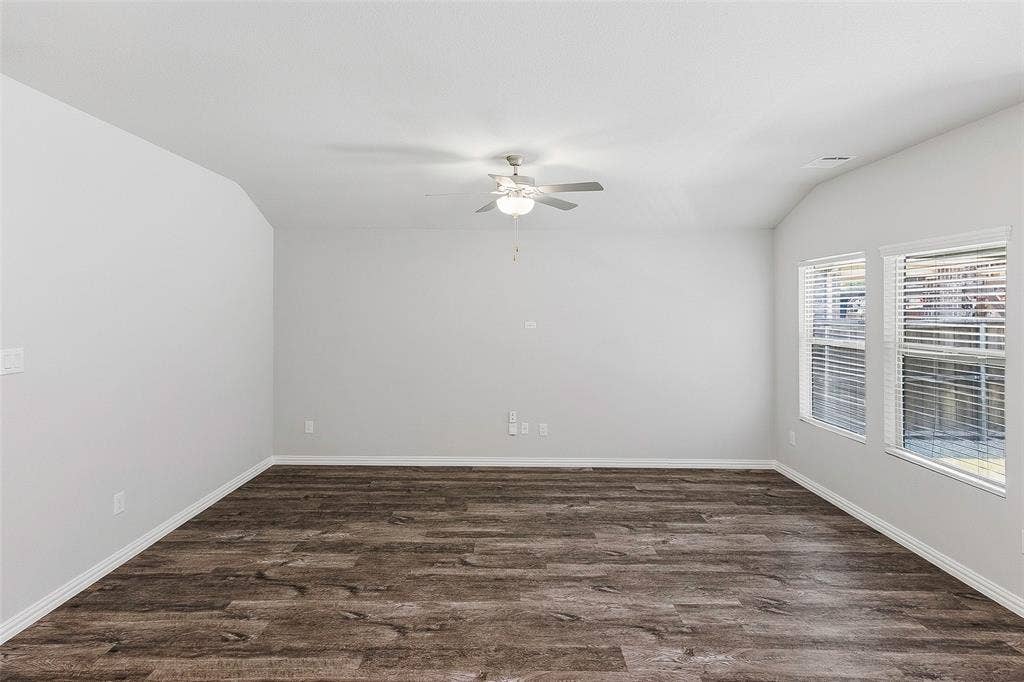 5556 Cypress Willow Bend, Fort Worth, TX 76126