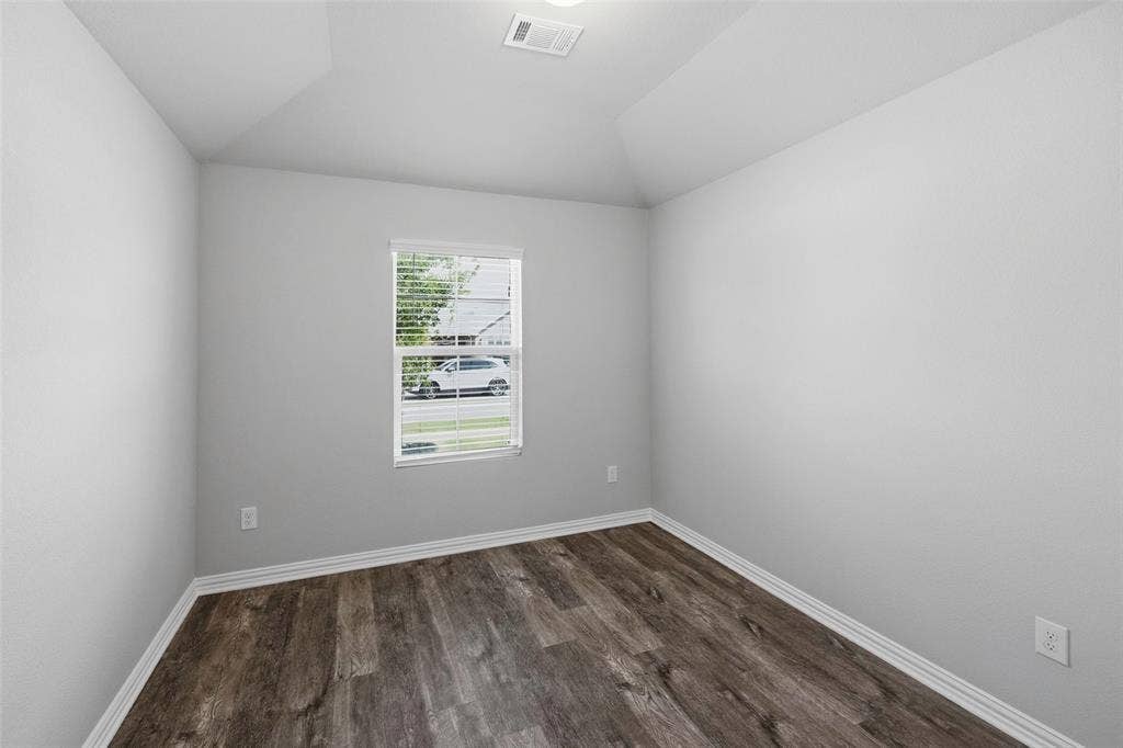5556 Cypress Willow Bend, Fort Worth, TX 76126