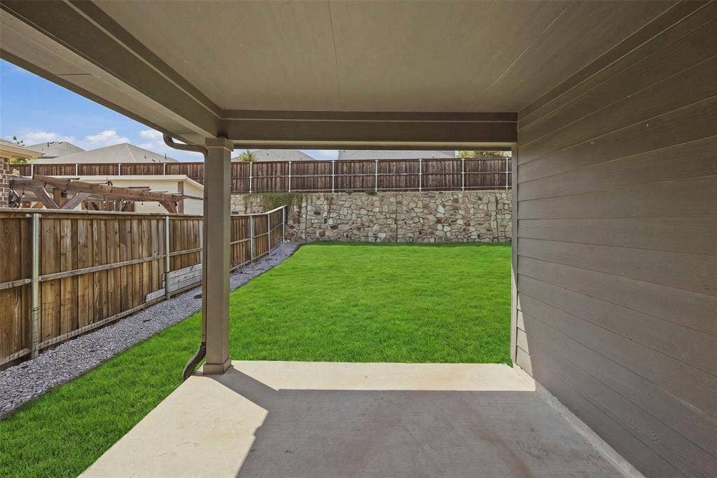 5556 Cypress Willow Bend, Fort Worth, TX 76126