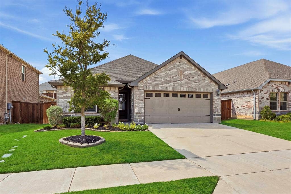 5556 Cypress Willow Bend, Fort Worth, TX 76126